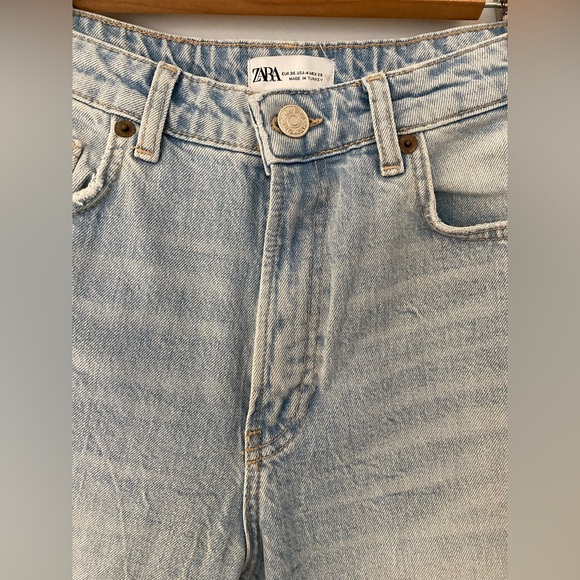 BNWOT Zara Mom Jeans - Picture 2 of 3